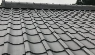 農業倉庫の屋根工事実績３