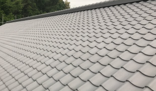 農業倉庫の屋根工事実績４