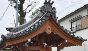 明石市　東光寺　淡路産いぶし本葺瓦１