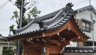 明石市　東光寺　淡路産いぶし本葺瓦４