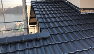 Y工務店　F様邸　三州産陶器瓦　黒色（BB40Hyper-X）３