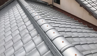 Y工務店　T様邸　淡路産いぶし和形面取り瓦３