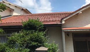 Y建築　Y様邸　三州産陶器瓦　銀黒色（BB40Hyper-X）２