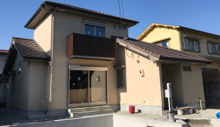 Z工房　A様邸　三州産陶器平板瓦　ライトチョコ色１